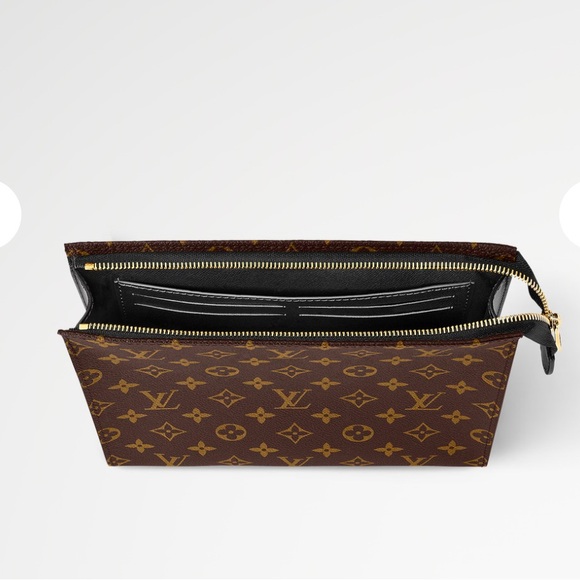 NWT AUTHENTIC LOUIS VUITTON POCHE TOILETTE NM - M46037 - Picture 3 of 15